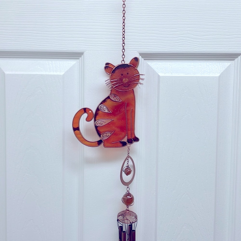 NWT Cat Windchime, stained glass with glass balls